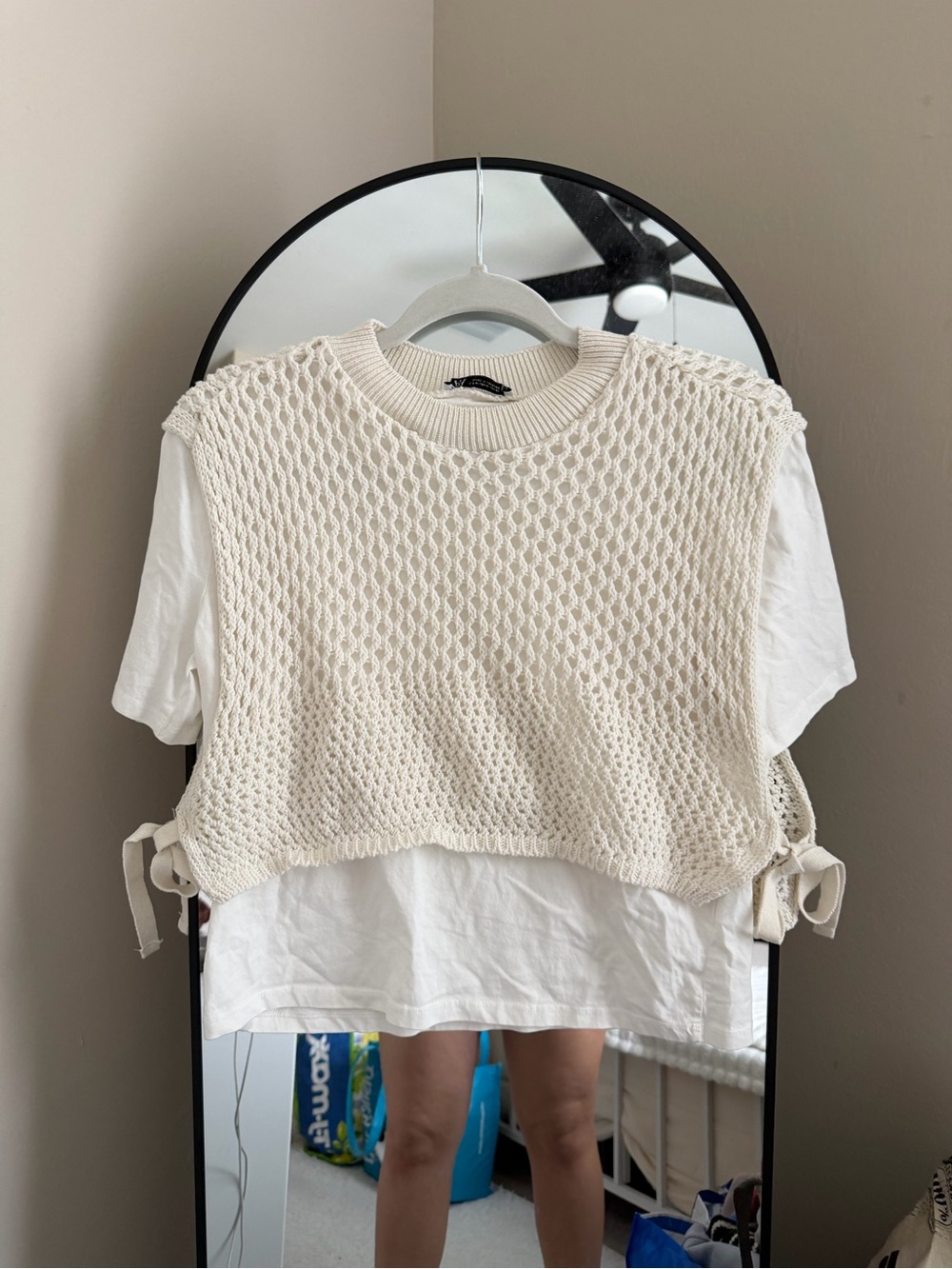 Zara Cream Crochet Knit Sleeveless Vest